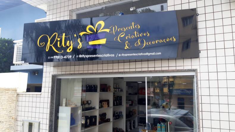 Neste Natal presenteie quem você ama com produtos da Rit's Papelaria e Rit's Presentes, Criativos e Decorações - Portal Miradouro Neste Natal presenteie quem você ama com produtos da Rit's Papelaria e Rit's Presentes, Criativos e Decorações - Portal Miradouro